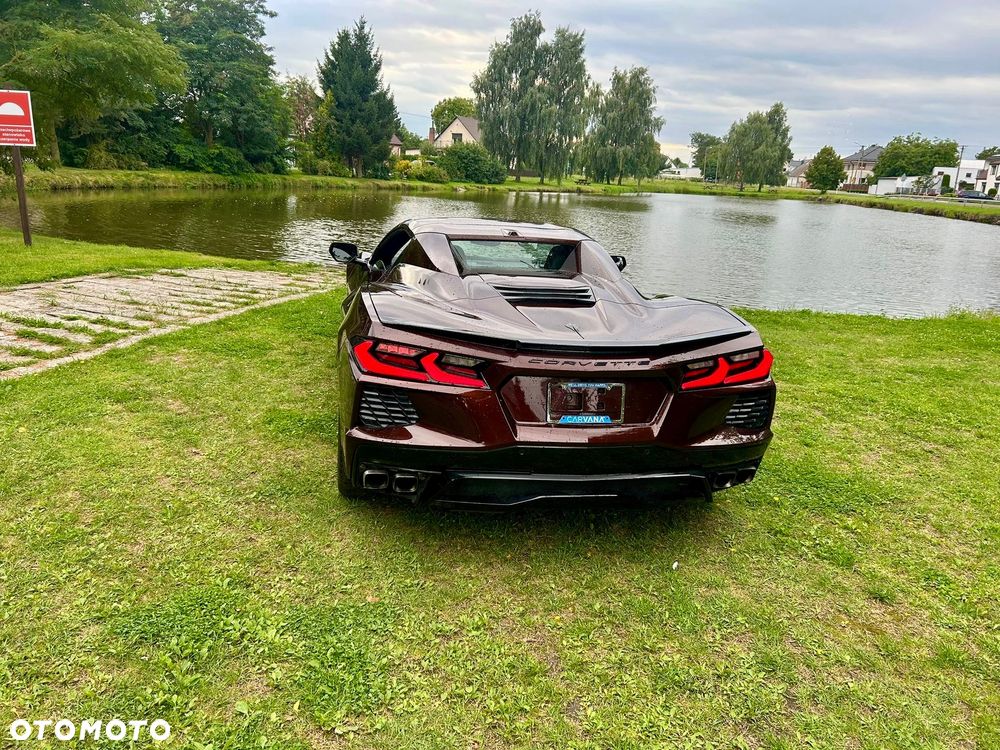 Chevrolet Corvette - 10