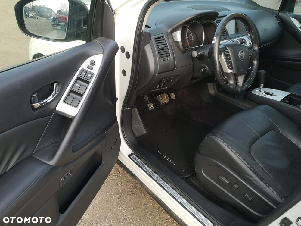 Nissan Murano 2.5 D Premium - 35