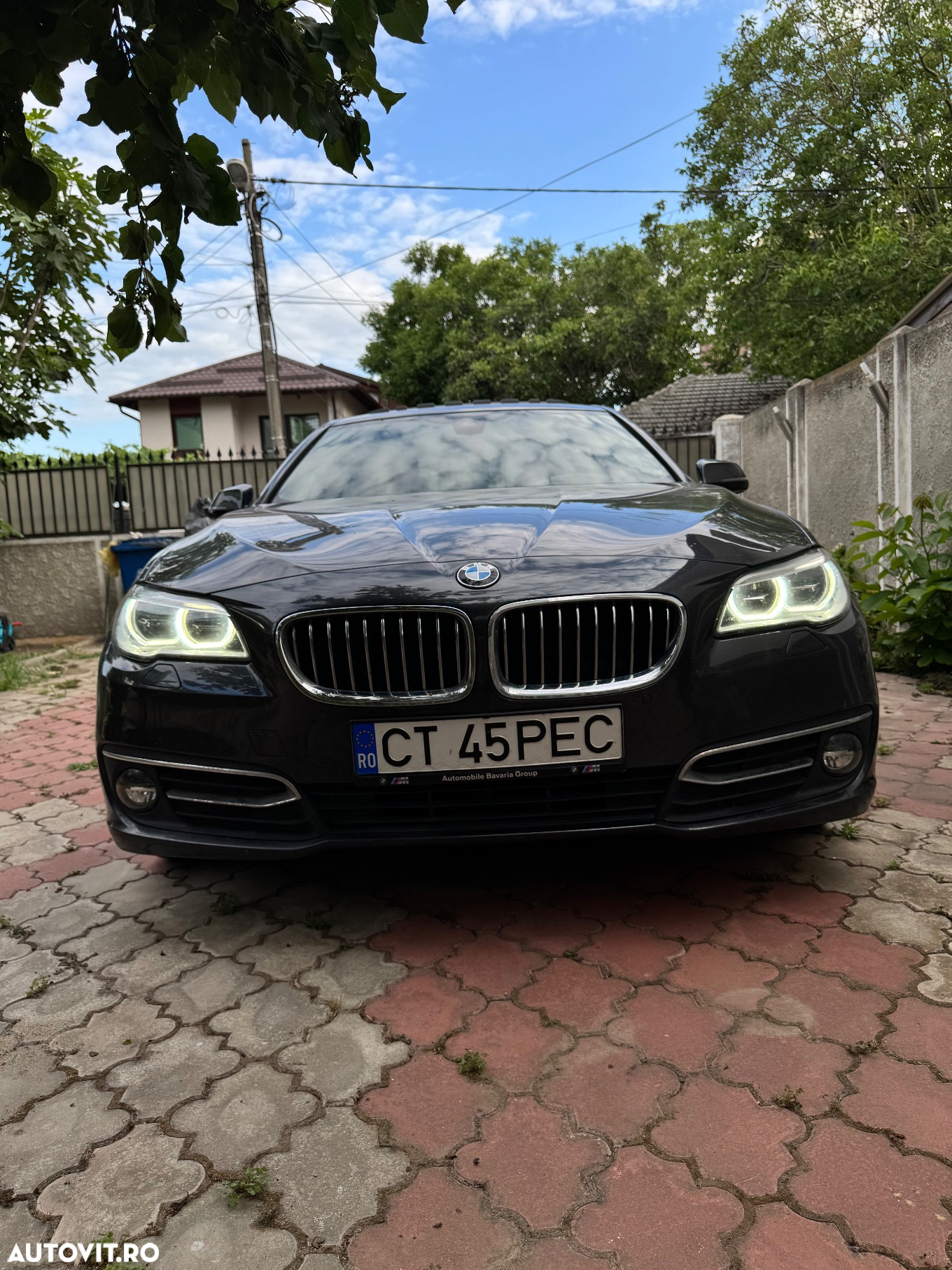 BMW Seria 5 525d xDrive AT - 10