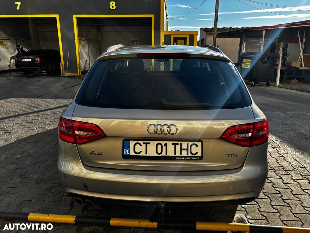 Audi A4 Avant 2.0 TDI DPF multitronic Ambition - 4