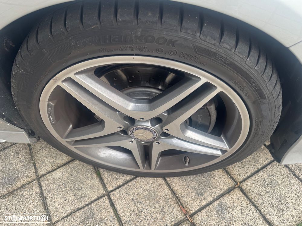 Mercedes-Benz CLA 220 Shooting Brake (CDI) d 4Matic 7G-DCT AMG Line - 7