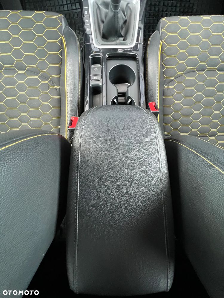 Kia XCeed 1.5 T-GDI L Business Line - 27