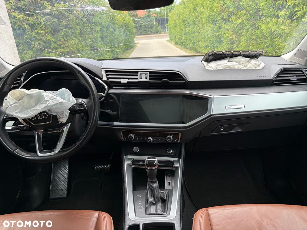 Audi Q3 - 22