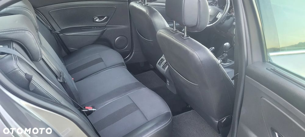 Renault Fluence 2.0 16V 140 Dynamique - 9