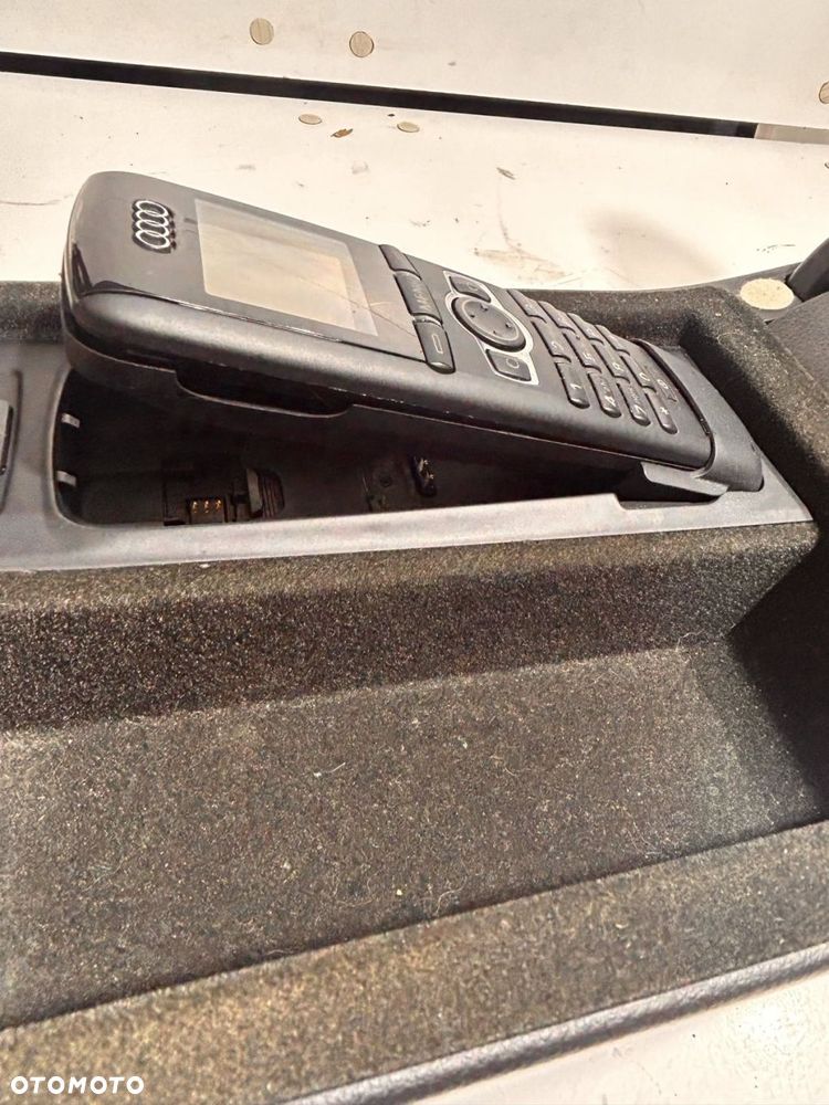 SCHOWEK PODŁOKIETNIK CZARNY TELEFON AUDI SPRAWNY Audi A6 C6 - 2