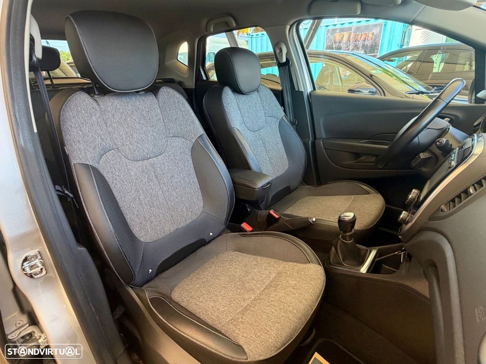 Renault Captur ENERGY TCe 120 Elysee - 20