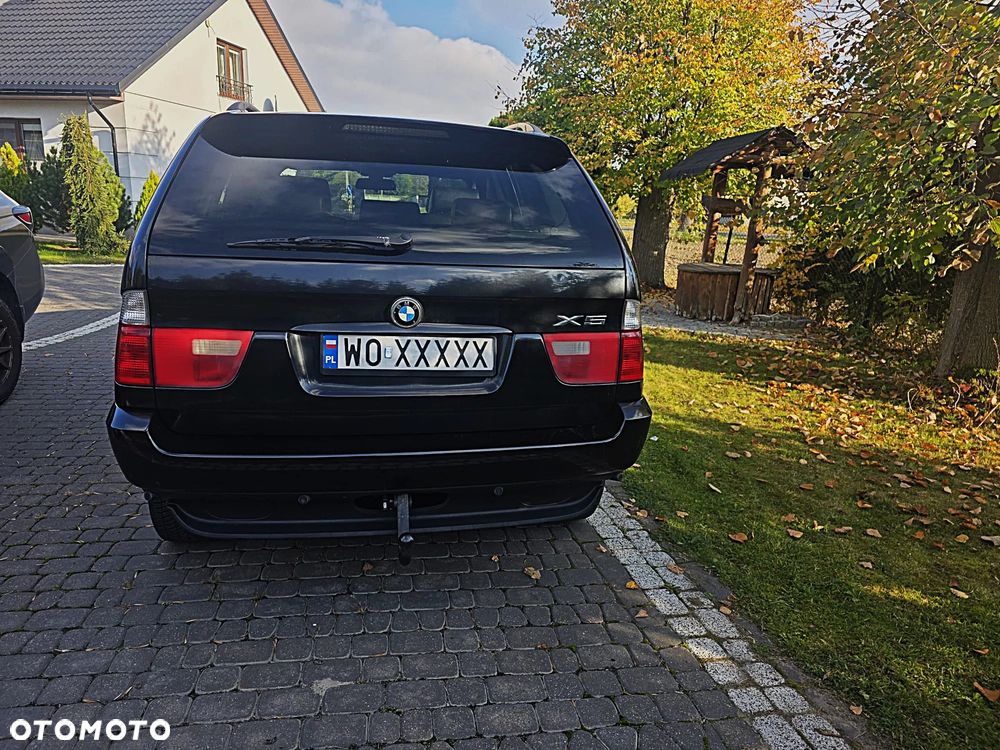 BMW X5 2004 photo 2