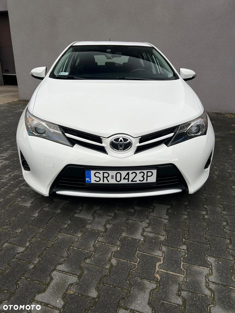 Toyota Auris 1.4 D-4D Active - 5