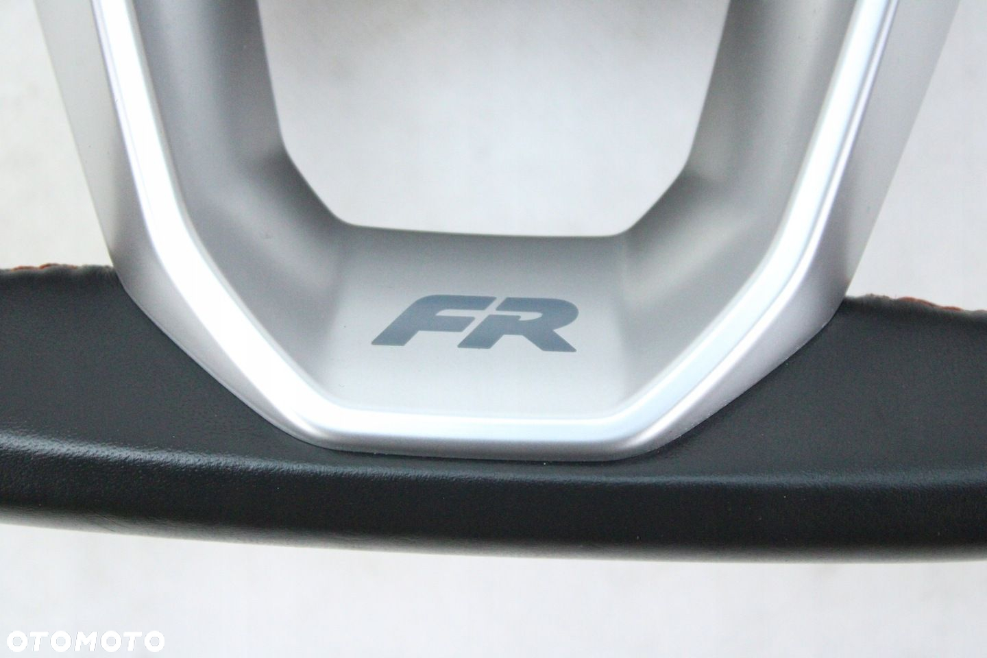 KIEROWNICA MULTIFUNKCJA FR-LINE CZERWONA NIĆ SEAT TARRACO 5FA419091AD - 11