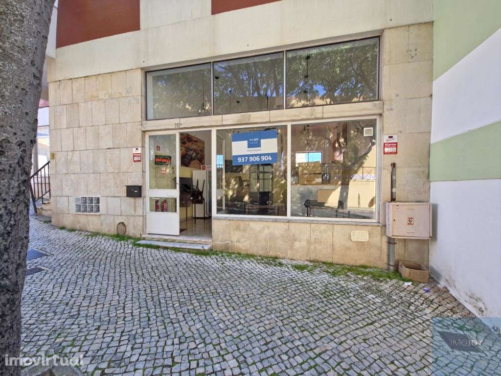 Loja em Paço de Arcos - Grande imagem: 2/24