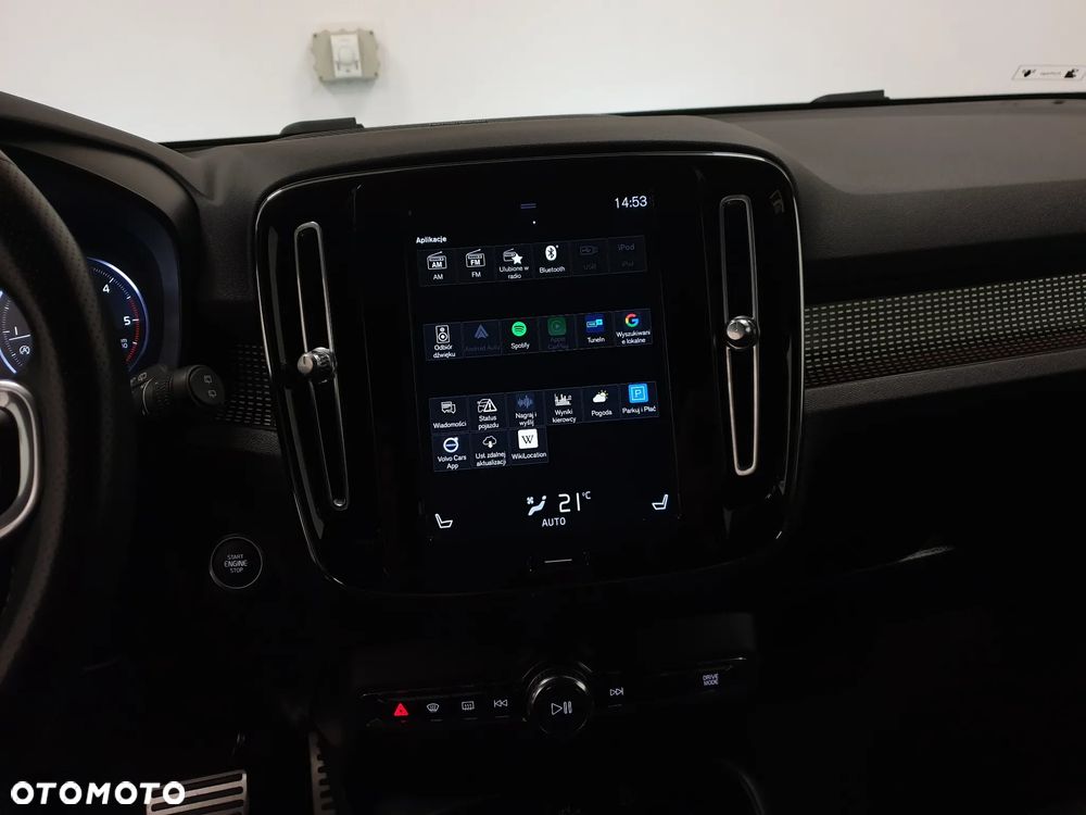 Volvo XC 40 D4 AWD R-Design - 17