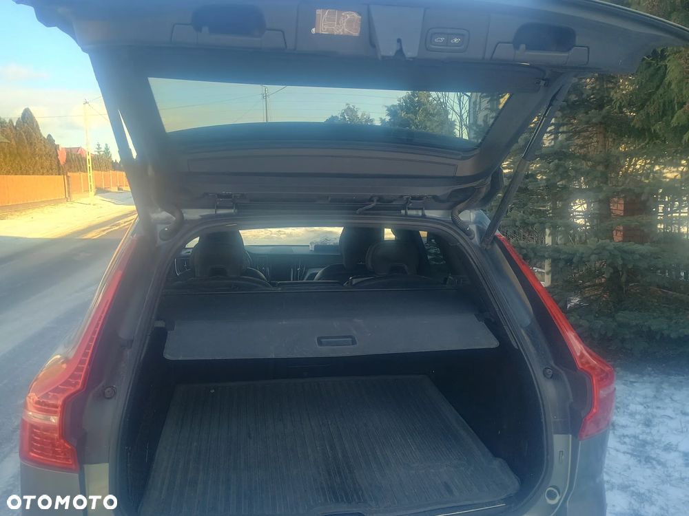 Volvo XC 60 T5 AWD Geartronic RDesign - 15