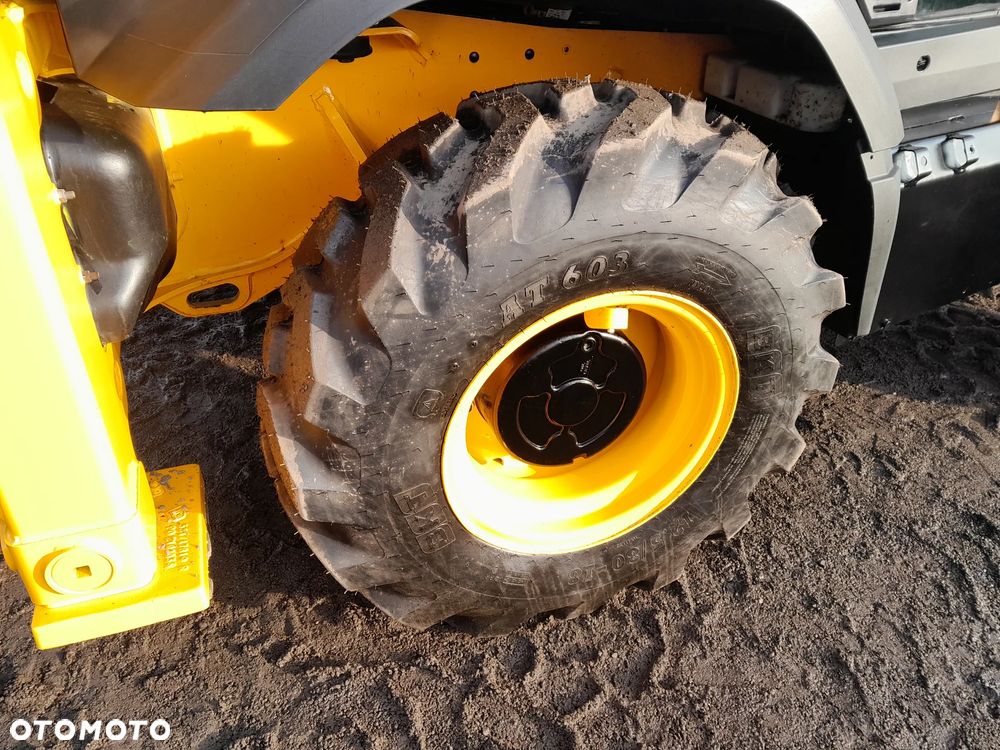 JCB 3CX COMPACT 2022R - 18