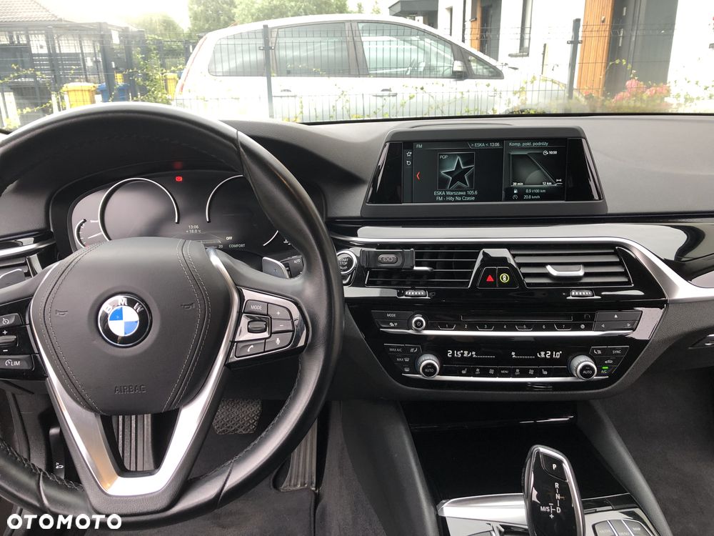 BMW Seria 5 520d Sport Line sport - 17
