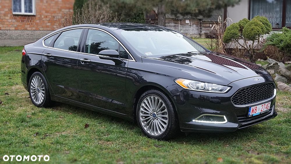 Ford Fusion 2.0 EcoBoost Titanium - 13