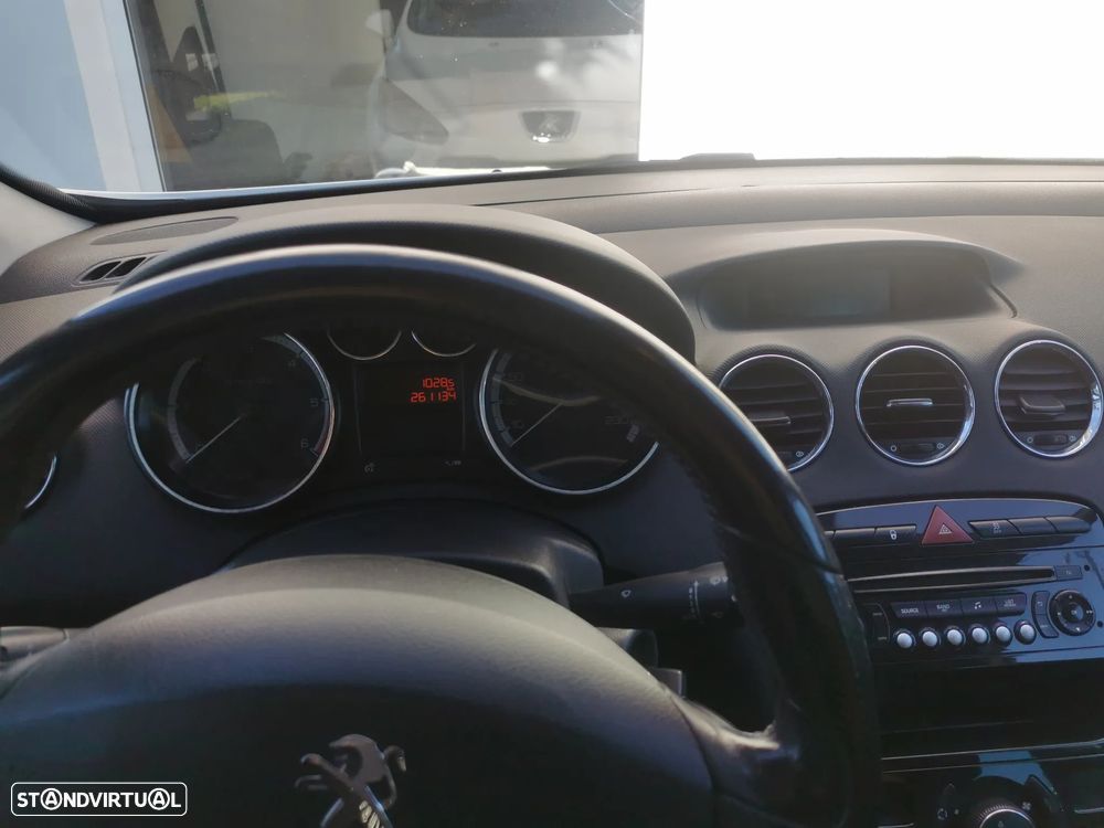 Peugeot 308 SW 1.6 HDi Executive - 8