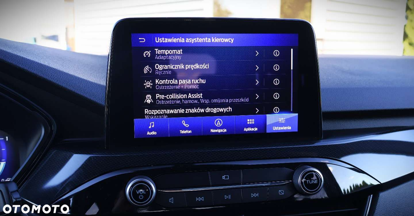 Ford Kuga - 32