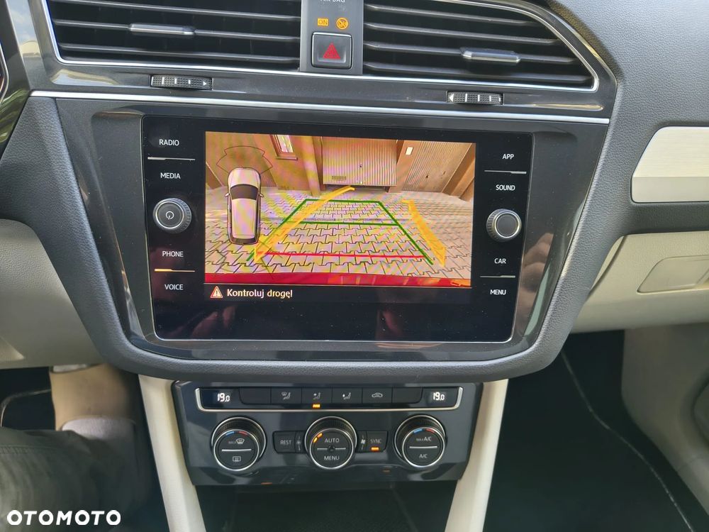 Volkswagen Tiguan 1.4 TSI BMT 4Mot Comfortline DSG - 23