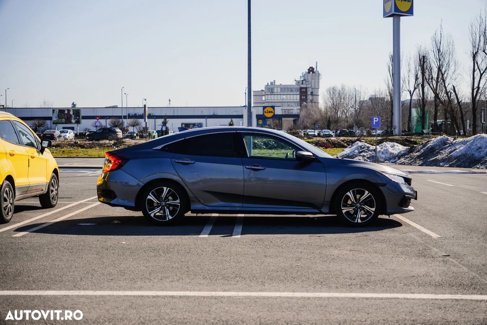 Honda Civic 1.5 VTEC Turbo CVT Executive - 5