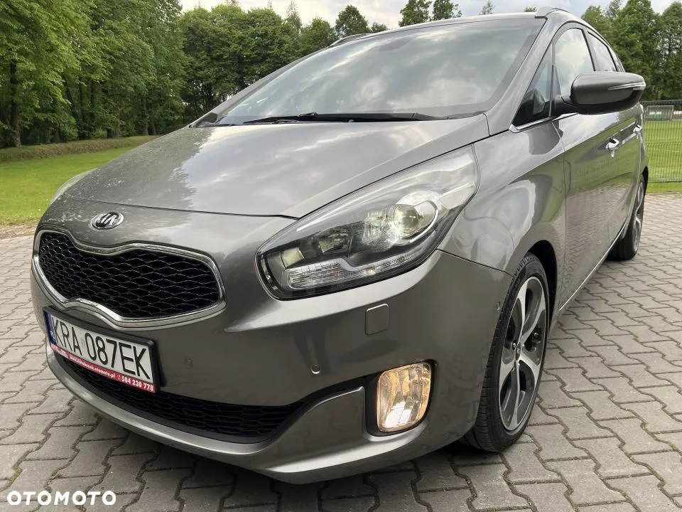 Kia Carens 1.7 CRDi XL 7os - 38