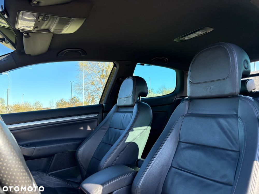 Volkswagen Golf R32 4Motion DSG - 13