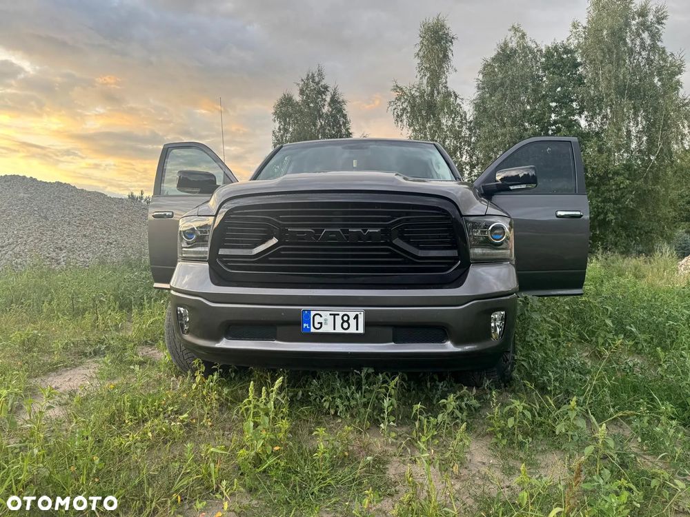 Dodge RAM 1500 5.7 4x4 - 13
