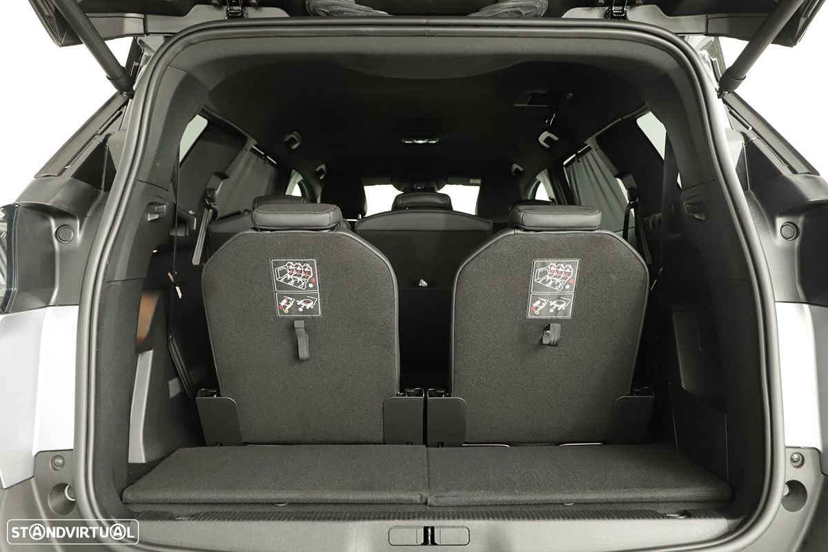 Peugeot 5008 1.2 PureTech GT EAT8 - 26