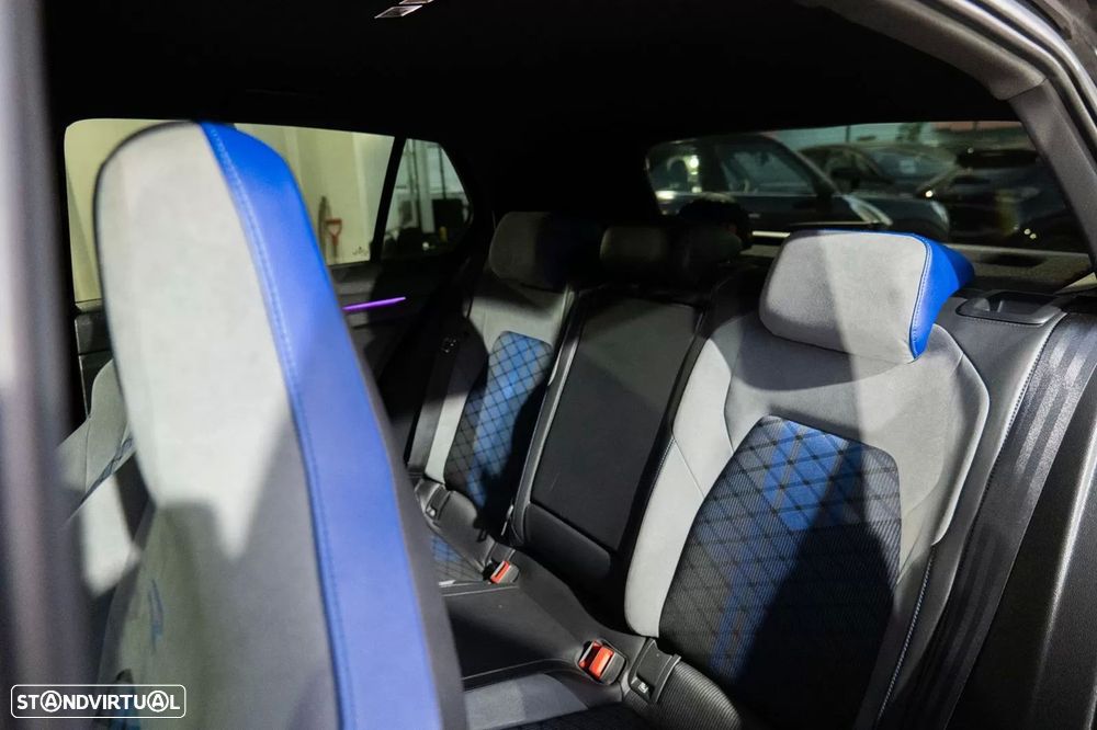 VW Golf 2.0 TSI R DSG - 33