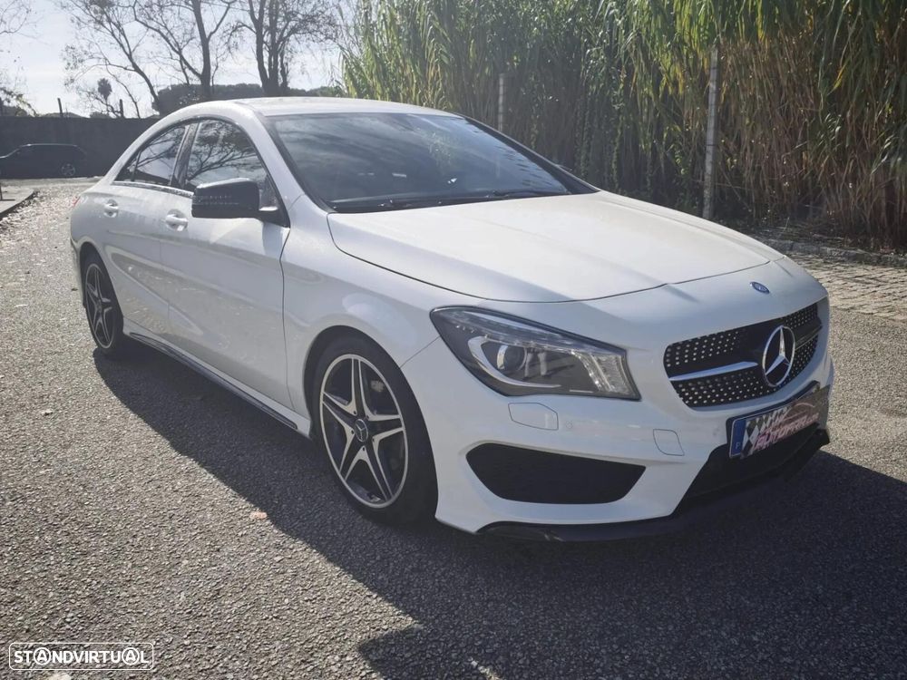 Mercedes-Benz CLA 200 - 40