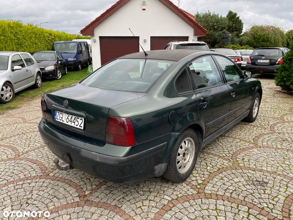 Volkswagen Passat 1.9 TDI Comfortline - 5