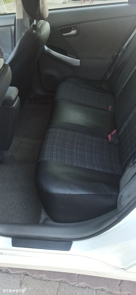 Toyota Prius 1.8 HSD Luna - 21