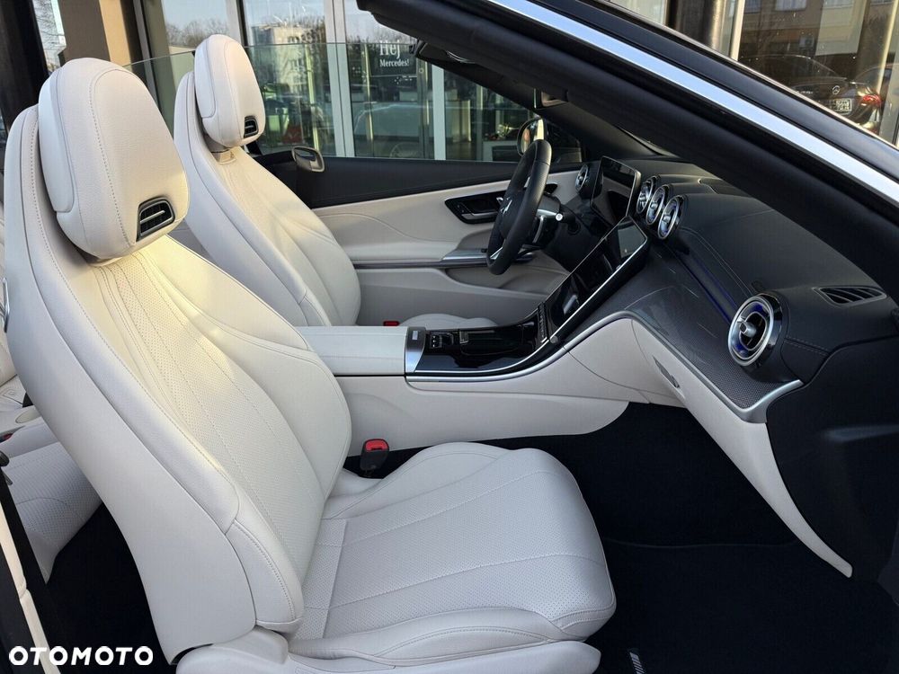 Mercedes-Benz CLE 200 mHEV AMG Line - 12