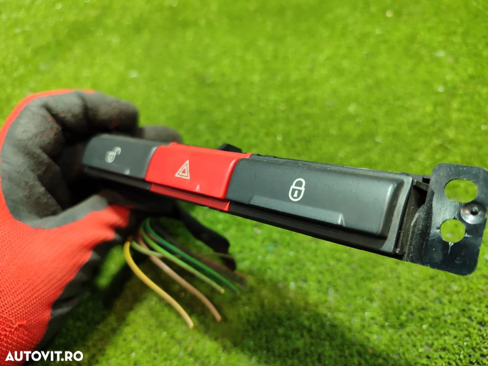 PANOU CONTROL AVARIE + BLOCARE USI LAND ROVER FREELANDER 5 USI 2 2.2 DIESEL 2008 COD OEM 6H52-13D734-AC / 2007-2011 - 4