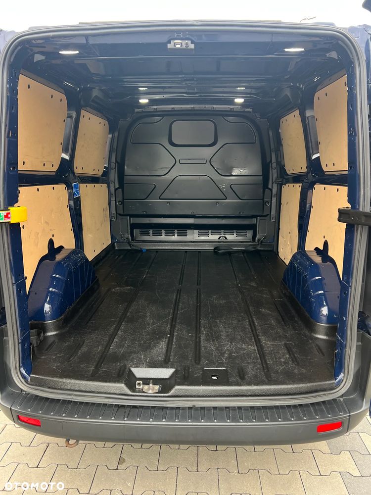 Ford Transit Custom - 15