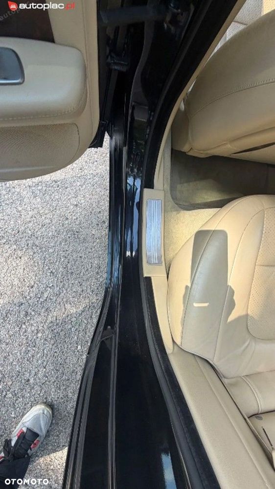Jaguar XF 2011