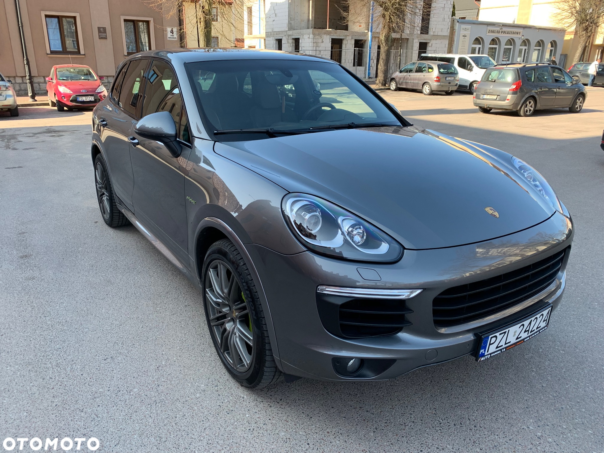 Porsche Cayenne S e-Hybrid - 3