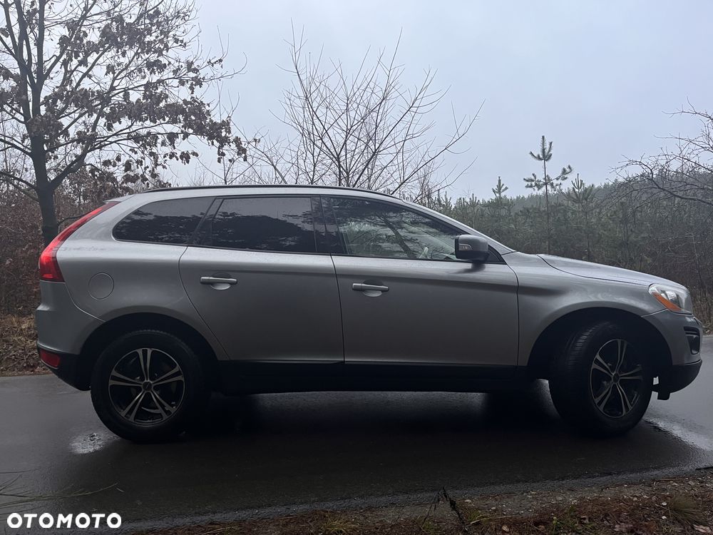 Volvo XC 60 3.2 AWD RDesign - 8