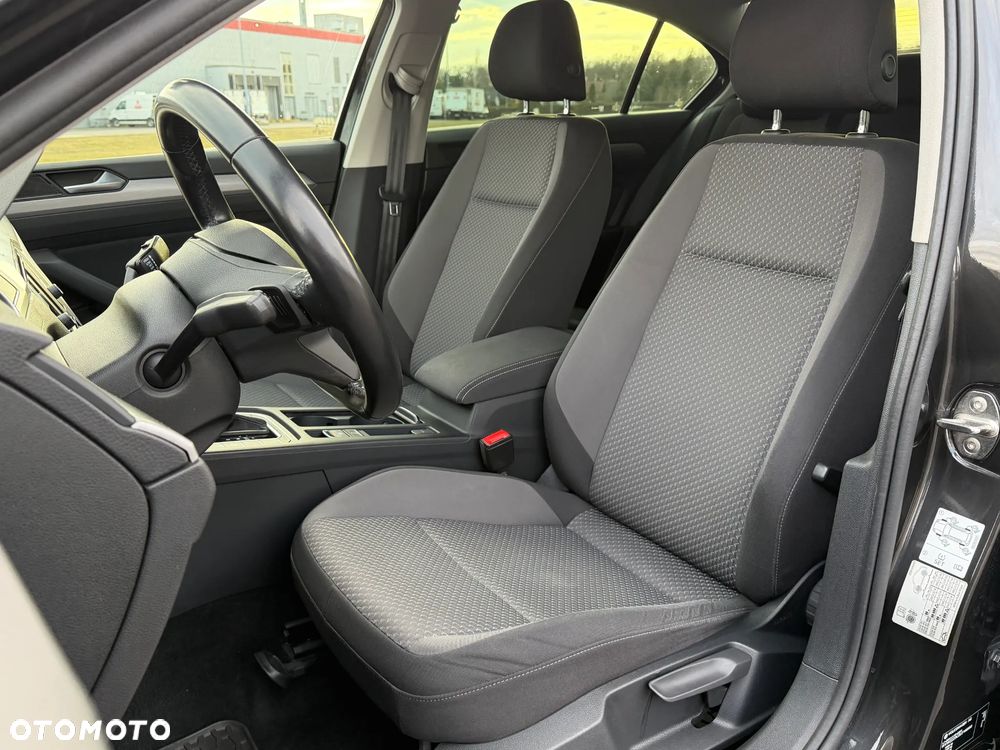 Volkswagen Passat 1.5 TSI EVO Business DSG - 10