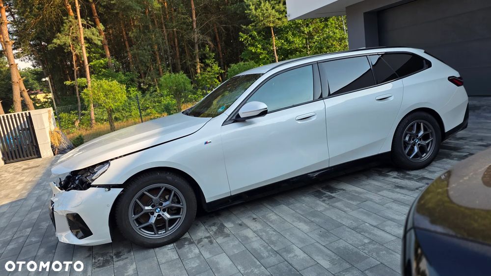 BMW Seria 5 520i mHEV M Sport - 6