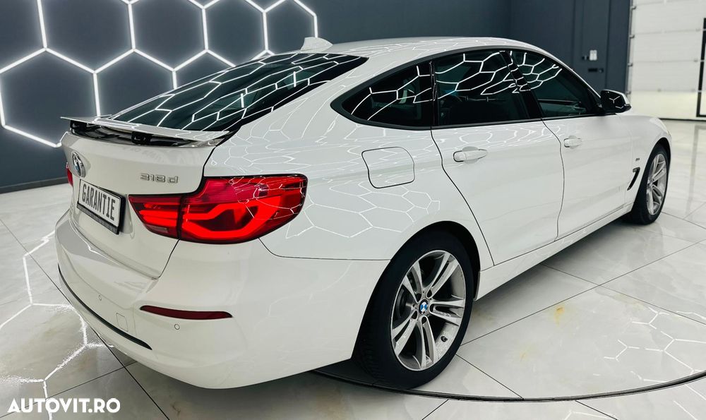 BMW Seria 3 318d Edition M Sport Shadow - 4