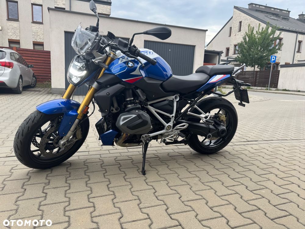 BMW R - 12