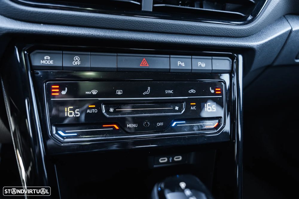 VW T-Roc 2.0 TDI R-Line DSG - 14