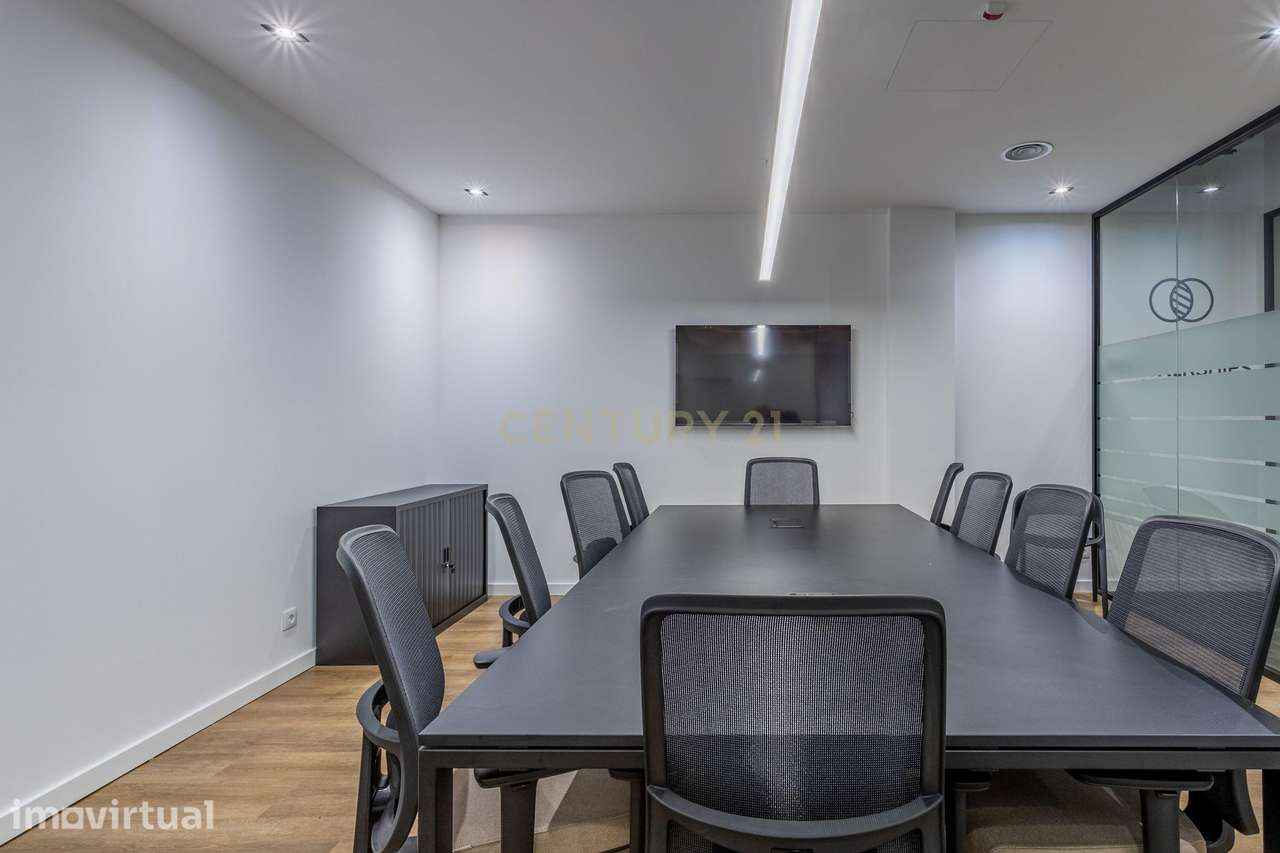 Escritório 11m2 para arrendamento em Sacavém - Grande imagem: 2/23