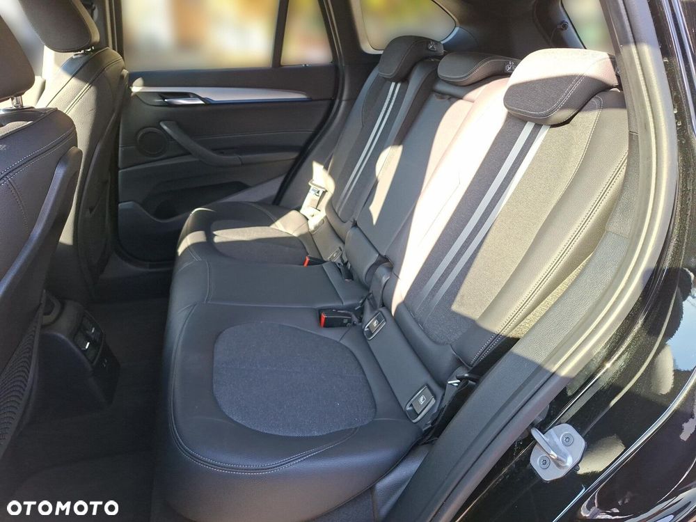 BMW X1 - 22
