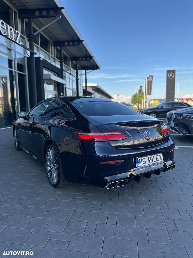 Mercedes-Benz E 400 4MATIC - 5