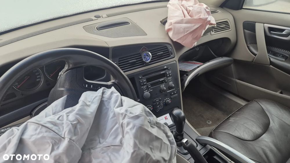 Volvo XC70 V70 04R 2.4 120 KW NA CZĘŚCI - 5
