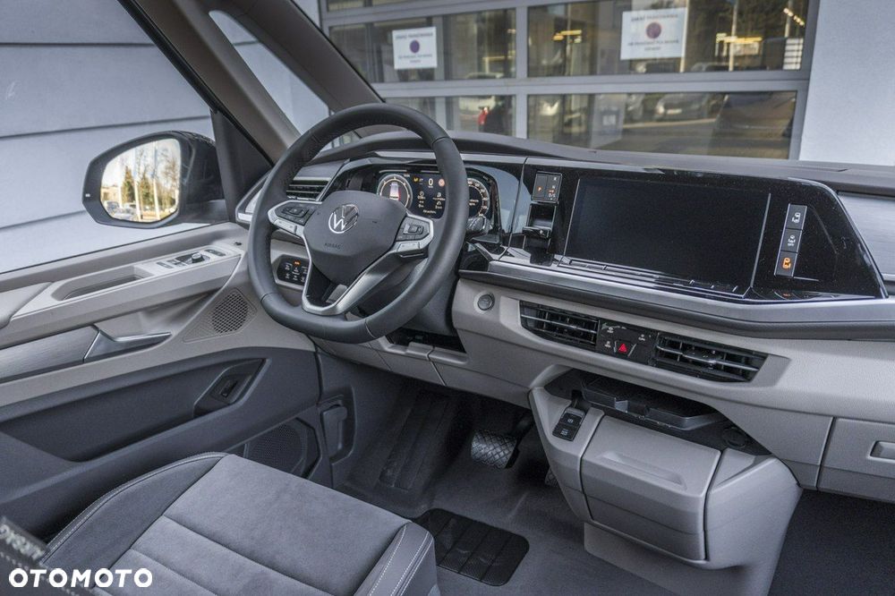Volkswagen Multivan - 20