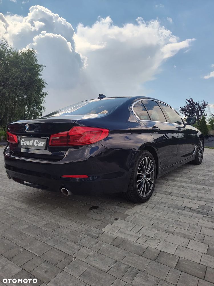 BMW Seria 5 520d xDrive M Sport Edition - 4
