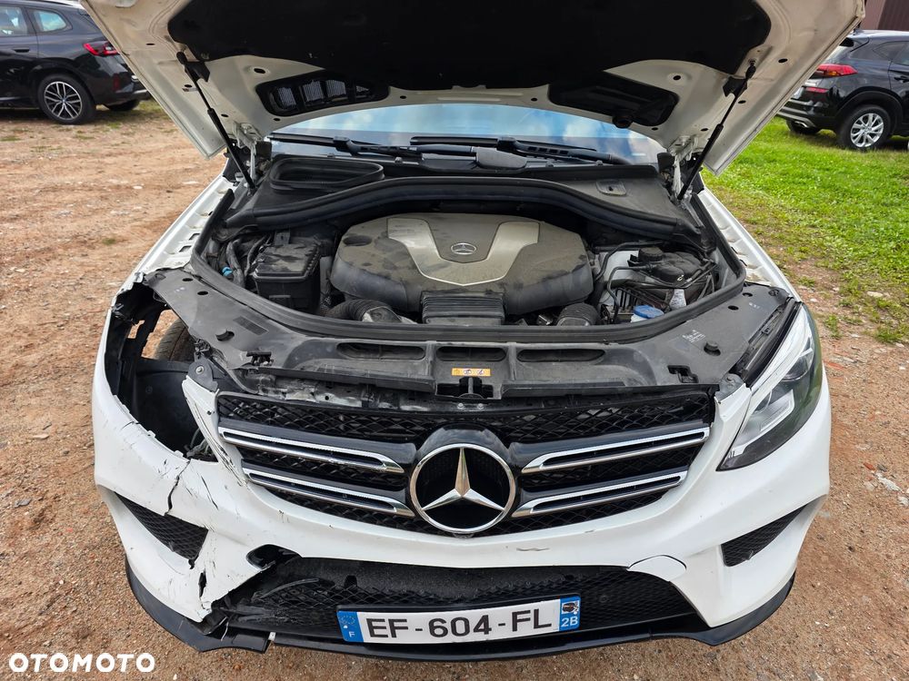 Mercedes-Benz GLE 350 d 4Matic 9G-TRONIC AMG Line - 12