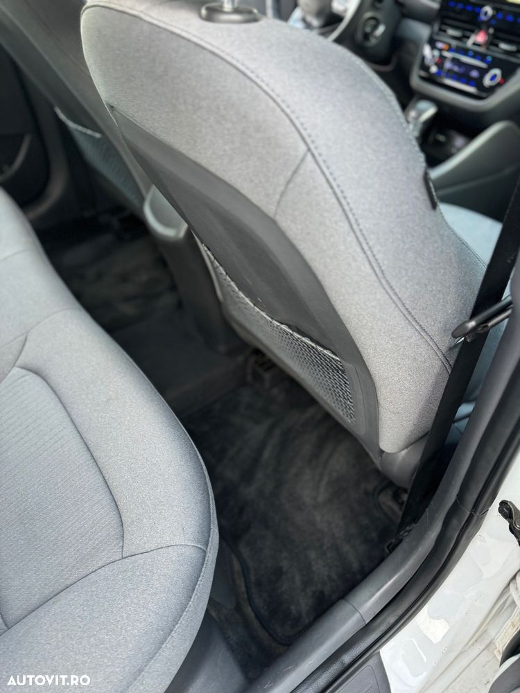 Hyundai IONIQ - 24